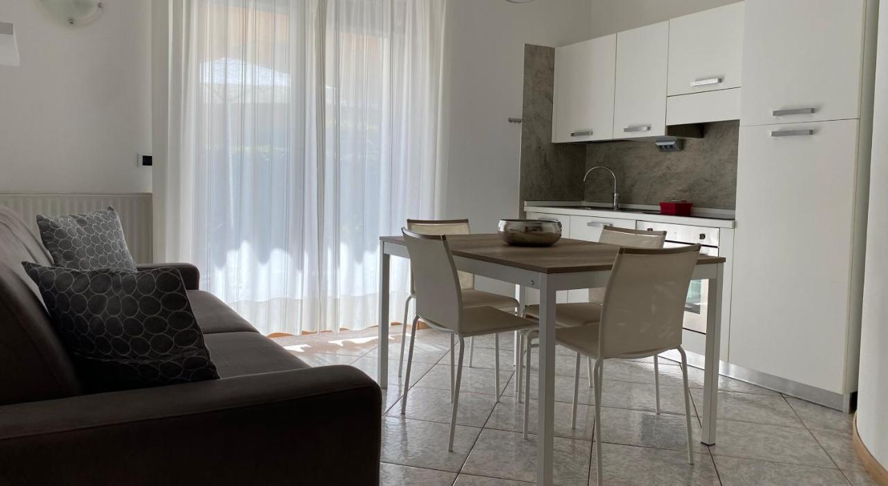 Appartamenti Nataly Torbole Sul Garda Εξωτερικό φωτογραφία