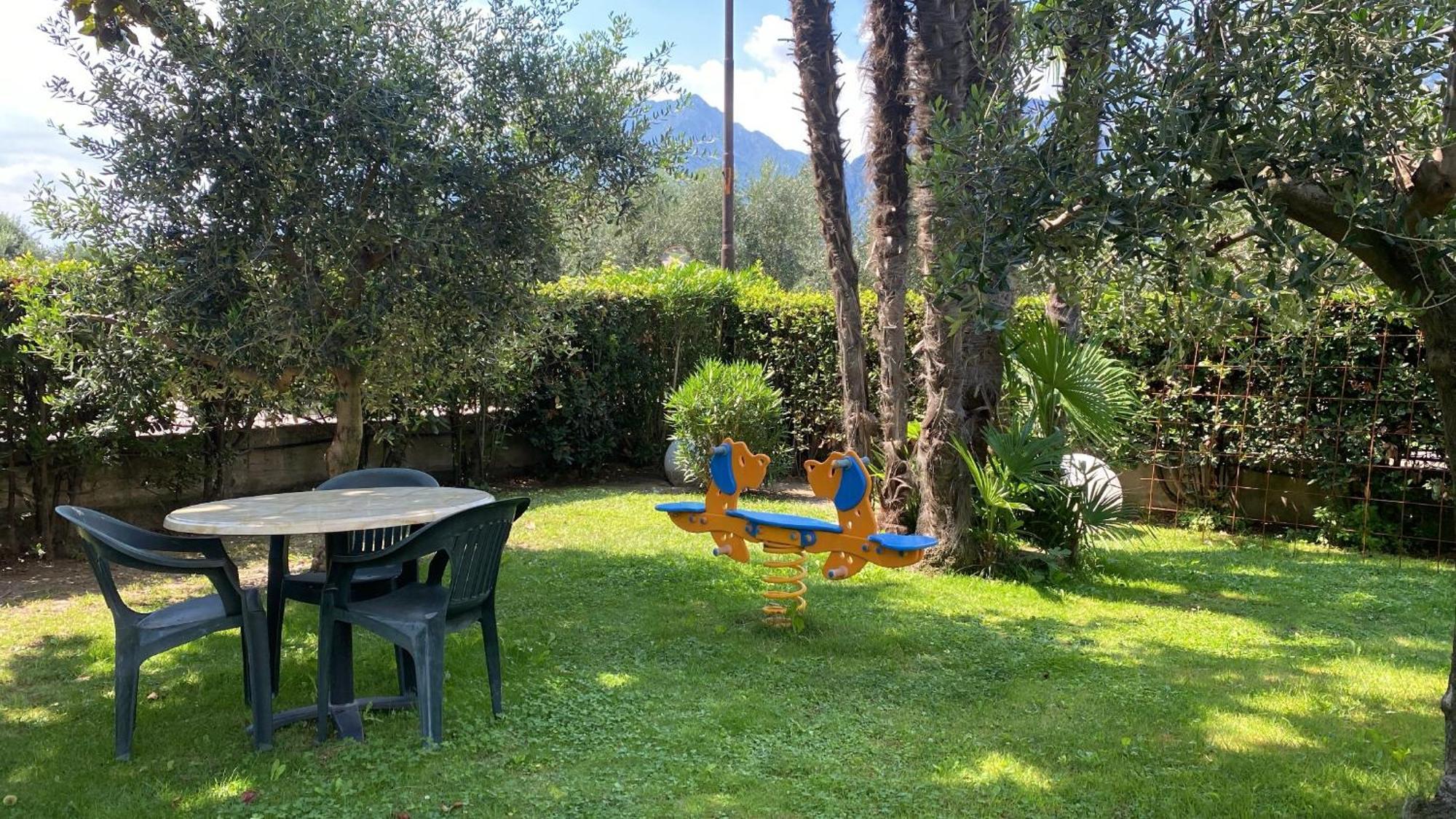 Appartamenti Nataly Torbole Sul Garda Εξωτερικό φωτογραφία